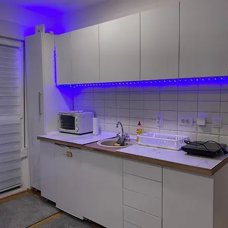 Alexis Apartman Apartment